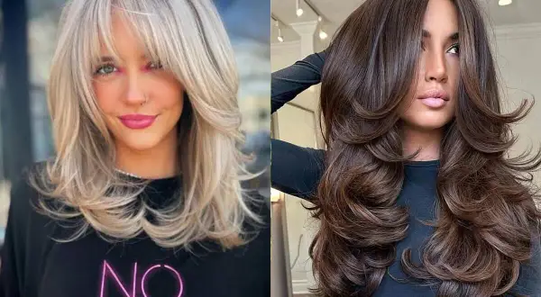 Dos mujeres lucen un corte mariposa, una con cabello rubio y flequillo, la otra con cabello castaño largo y voluminoso.