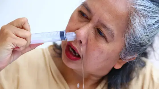 Suero fisiológico casero - Prepara y usa sin irritar la nariz